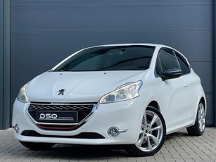 Peugeot 208 GTI 1.6 THP 200PK LederNavPDC