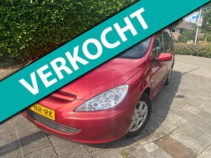 Peugeot 307 SW AUTOMAAT MET PANORAM DAK, PARK SENS &