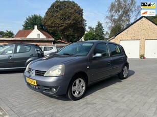 Renault Clio 1.2-16V Campus Airco Jaar apk