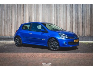 Renault Clio 2.0-16V RS (bj 2007)