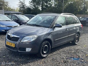 Skoda Fabia Combi 1.6-16V Tour