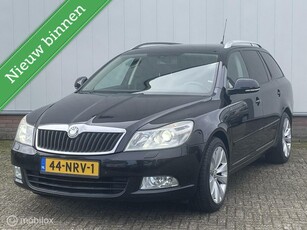 Skoda Octavia Combi 1.2 TSI Elegance Business Line Xenon