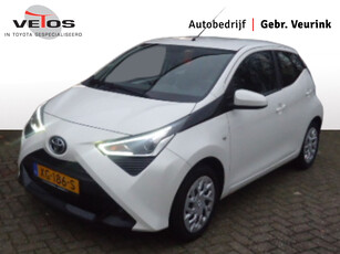 TOYOTA AYGO 1.0 VVT-i x-play