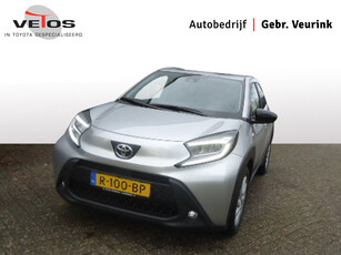 TOYOTA AYGO X 1.0 VVT-i MT first