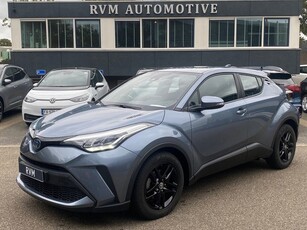 Toyota C-HR 1.8 Hybrid Business NAVI CAMERA 10 JAAR