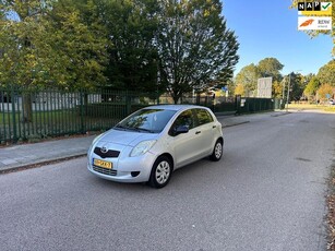 Toyota Yaris 1.0 VVTi + Airco.Airco.5Deurs