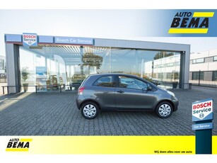 Toyota Yaris 1.0 VVTi Cool