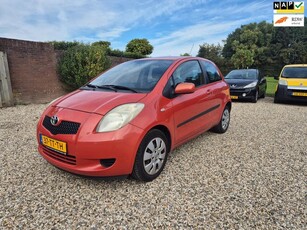 Toyota Yaris 1.0 VVTi Sol INRUIL MOGELIJK