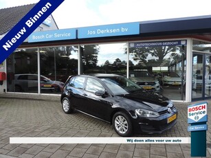 Volkswagen Golf 1.2 TSI Comfortline DSG - Nav PDC v+a