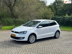 Volkswagen Polo 1.2 TSI Comfortline CARPLAY I PDC CRUISE I