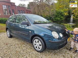 Volkswagen Polo 1.4-16V (cruise control)