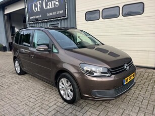 Volkswagen Touran 1.4 TSI Highline 2011 AUTOMAAT AIRCO