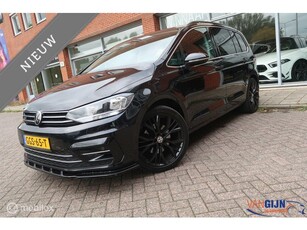 Volkswagen Touran 1.5 TSI Business 7p Navi Carplay Automaat