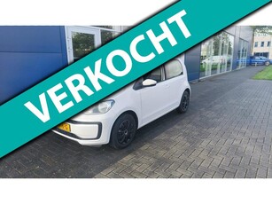 Volkswagen Up! 1.0 BMT move up! NAP 2e eigenaar Airco