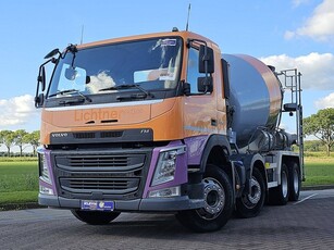 VOLVO FM 370 8x4 stetter 9m3 veb+