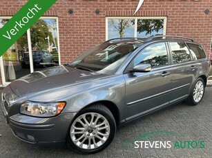 Volvo V50 2.4 Momentum VERKOCHT! NIEUWE APK / TREKHAAK /