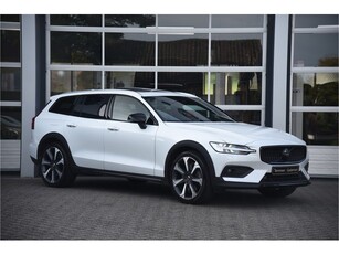 Volvo V60 Cross Country 2.0 B5 AWD Ultimate (bj 2022)