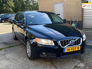 Volvo V70 1.6 T4 Limited Ed. met leer, Xenon, Dealerauto