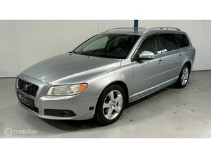 Volvo V70 2.0F Summum LEER / YOUNGTIMER