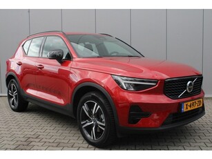 Volvo XC40 B4 211 pk Plus Dark / Trekhaak / Elektrisch