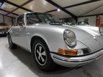 1971 Porsche 911E coupé