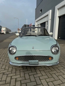 Hele leuke Nissan Figaro in Pale Aqua