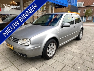 Volkswagen Golf Benzine