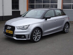 Audi A1 Sportback 1.2 TFSI Admired Airco, navigatie, cruise