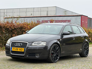 Audi A3 Sportback 1.6 FSI Attraction/6BAK/XENON/VELGEN