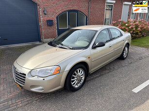 Chrysler Sebring 2.7i V6 Limited apk t/m 07-11-2025