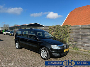 Dacia Logan 1.6 Lauréate Airco Trekhaak