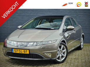 Honda Civic 1.8 Executive / PANO /