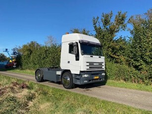 Iveco Eurotech 440 trekker met schotel en 2x muilkoppeling