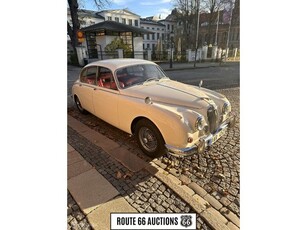 Jaguar MK2 Sedan