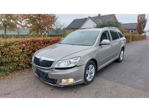 Škoda Octavia Combi 1.6 TDI Greentech Ambition Business