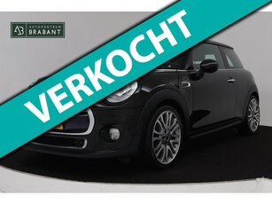 Mini Mini 1.5 Cooper Pepper (STOELVERWARMING, NAVIGATIE, PARKEERSENSOREN, CRUISE, LED, NL-AUTO)