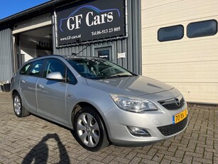 Opel Astra Sports Tourer 1.4 Cosmo 2012 178.000 KM AIRCO