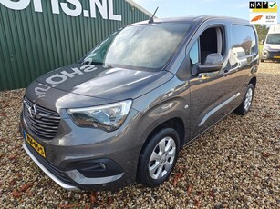 Opel Combo 1.5D L1H1 Innovation AUTOMAAT , navi , camera