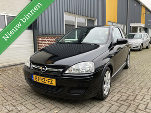 Opel Corsa 1.2-16V Silverline NETTE AUTO!