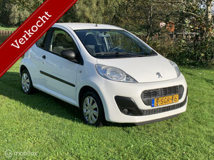 Peugeot 107 1.0 Access Accent AIRCO,nw apk,nw banden