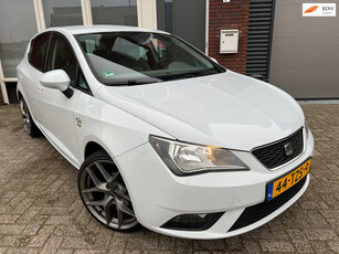 Seat Ibiza 1.2 TSI Style / 5DRS / PDC / Cruise / Clima / 18 inch