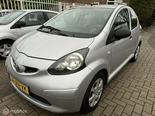 Toyota Aygo 1.0-12V