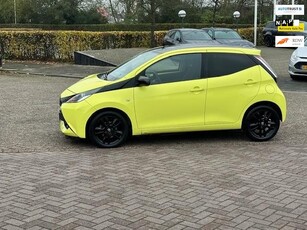 Toyota Aygo 1.0 VVT-i x-cite,bj.2016,kleur:geel,5