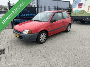 Toyota Starlet 1.3-16V stuurbekrachtiging