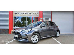 Toyota Yaris 1.5 Hybrid Active Plus / Full LED / ECC / Stoel + stuurverwarming