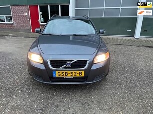 Volvo V50 Youngtimer 2.5 T5 Momentum 6 BAK 230 PK