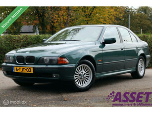 Youngtimer BMW 535i V8 aut E39 Executive | trekhaak | leder