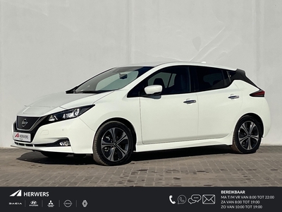 NISSAN LEAF N-Connecta 40 kWh Automaat / €2.000,- Euro Subsidie mogelijk /btw auto / Private Lease Vanaf €475,- / navigatie / camera / apple carplay