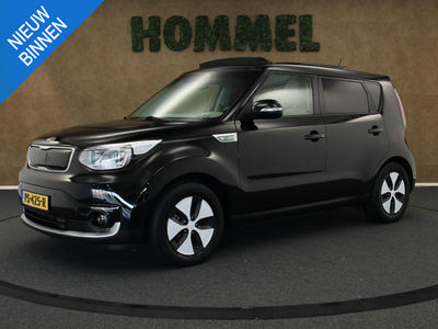 Kia e-Soul EV ExecutivePlusLine 27 kWh - 2.000 EURO SUBSIDIE! - PANORAMA SCHUIFDAK - APPLE CARPLAY/ ANDROID AUTO - STOEL VERWARMING - LEDEREN BEKLEDING