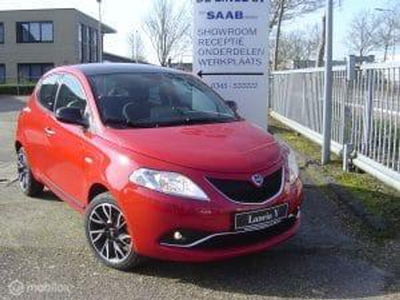 Lancia Ypsilon 1.2 Fire Evo Gold